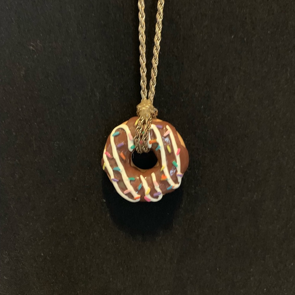 Donut necklace